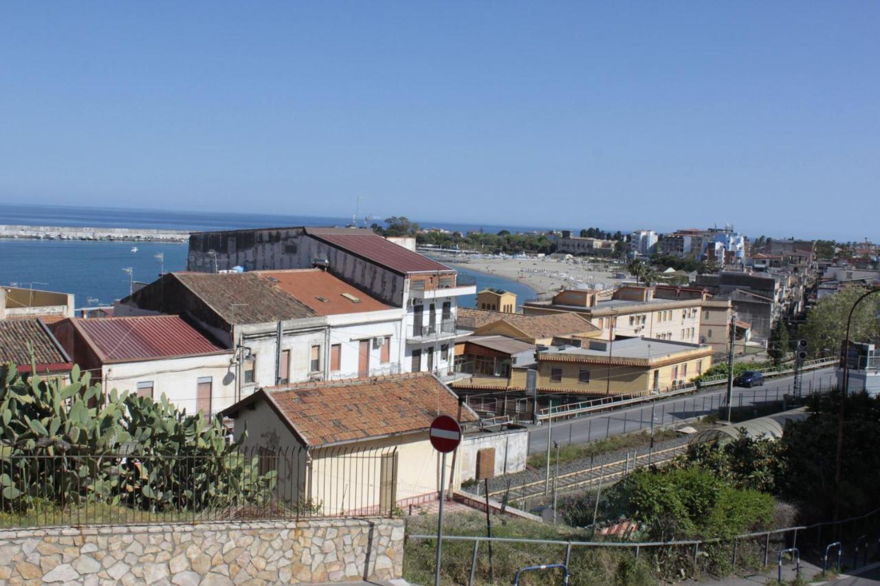Bed & Breakfast Lighea Giardini Naxos Exterior foto