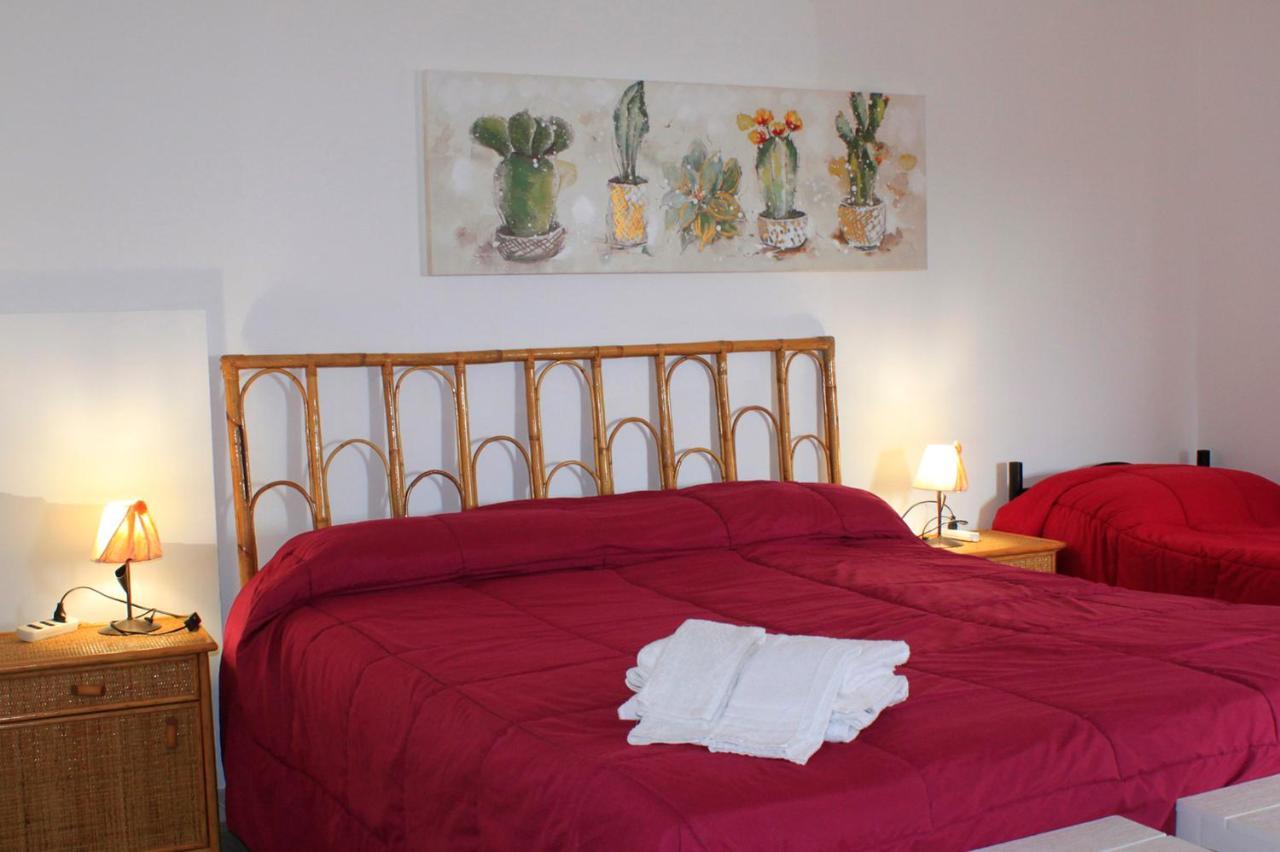 Bed & Breakfast Lighea Giardini Naxos Exterior foto