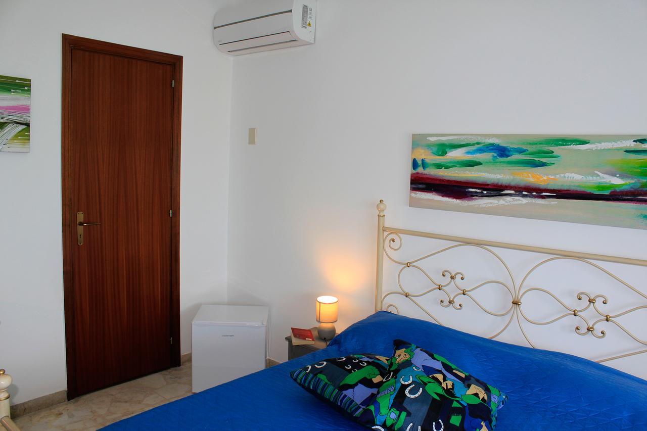 Bed & Breakfast Lighea Giardini Naxos Exterior foto