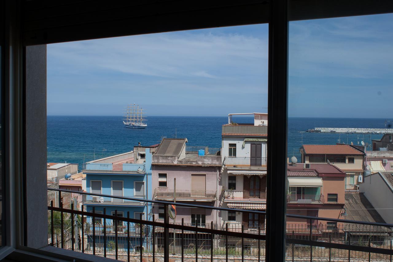 Bed & Breakfast Lighea Giardini Naxos Exterior foto