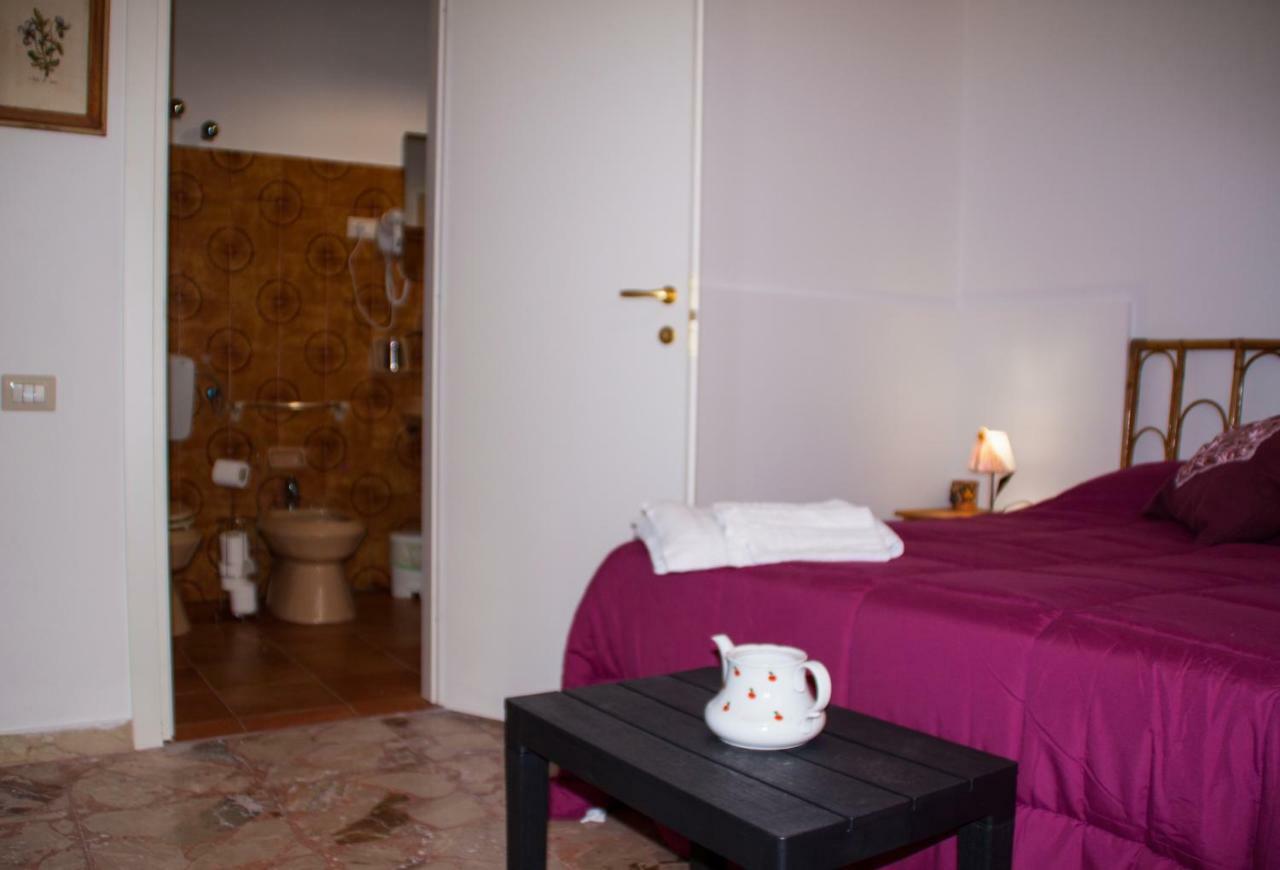 Bed & Breakfast Lighea Giardini Naxos Exterior foto